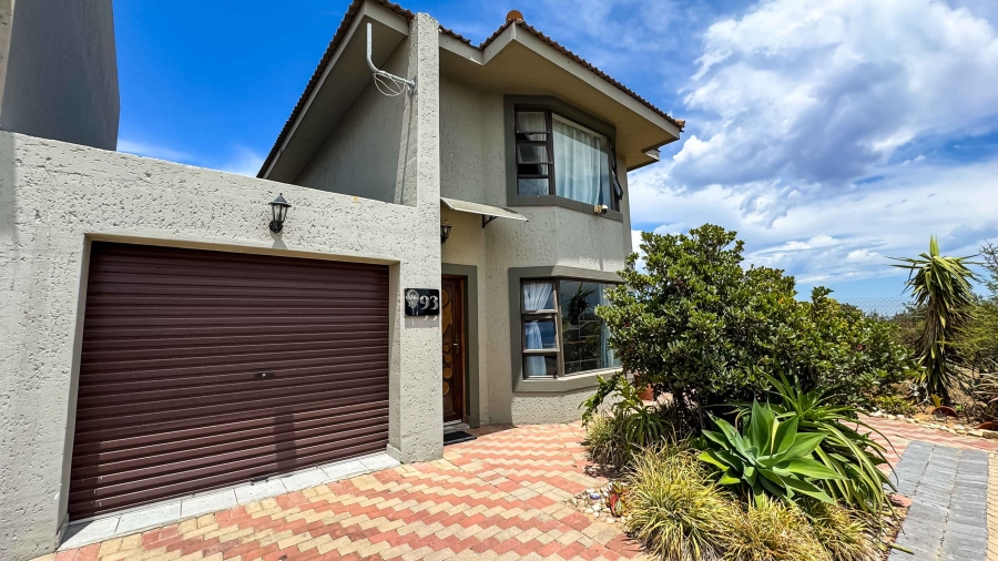 2 Bedroom Property for Sale in Dana Bay Western Cape